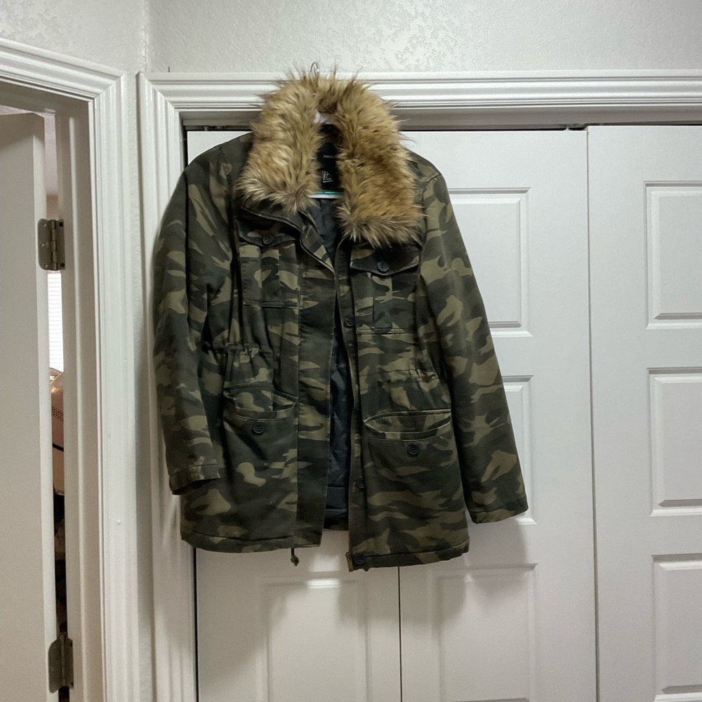 Forever 21 jacket worn once size large